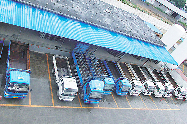 運(yùn)輸車輛展示